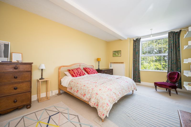 Bedroom- click for photo gallery